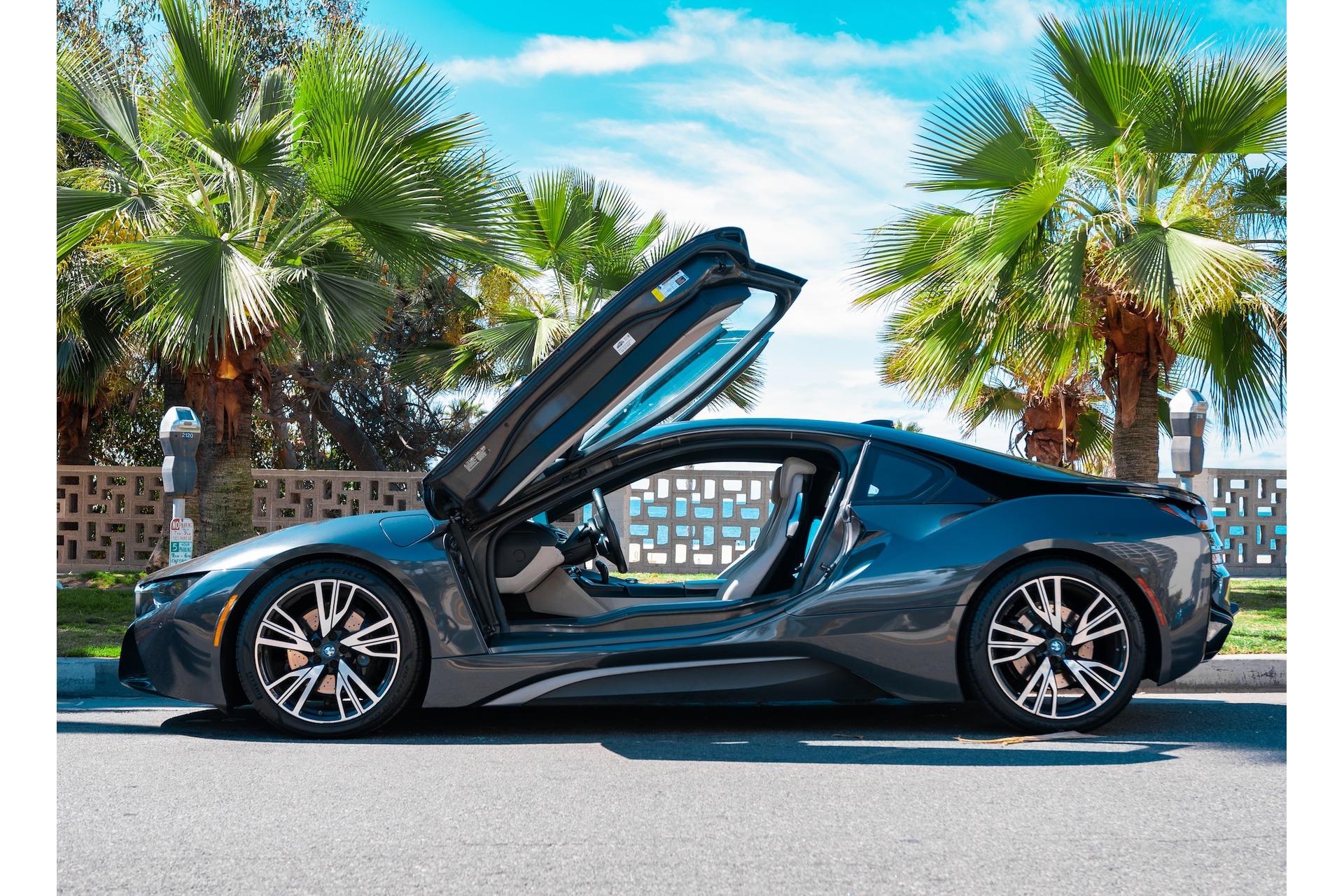 car with gull-wing doors