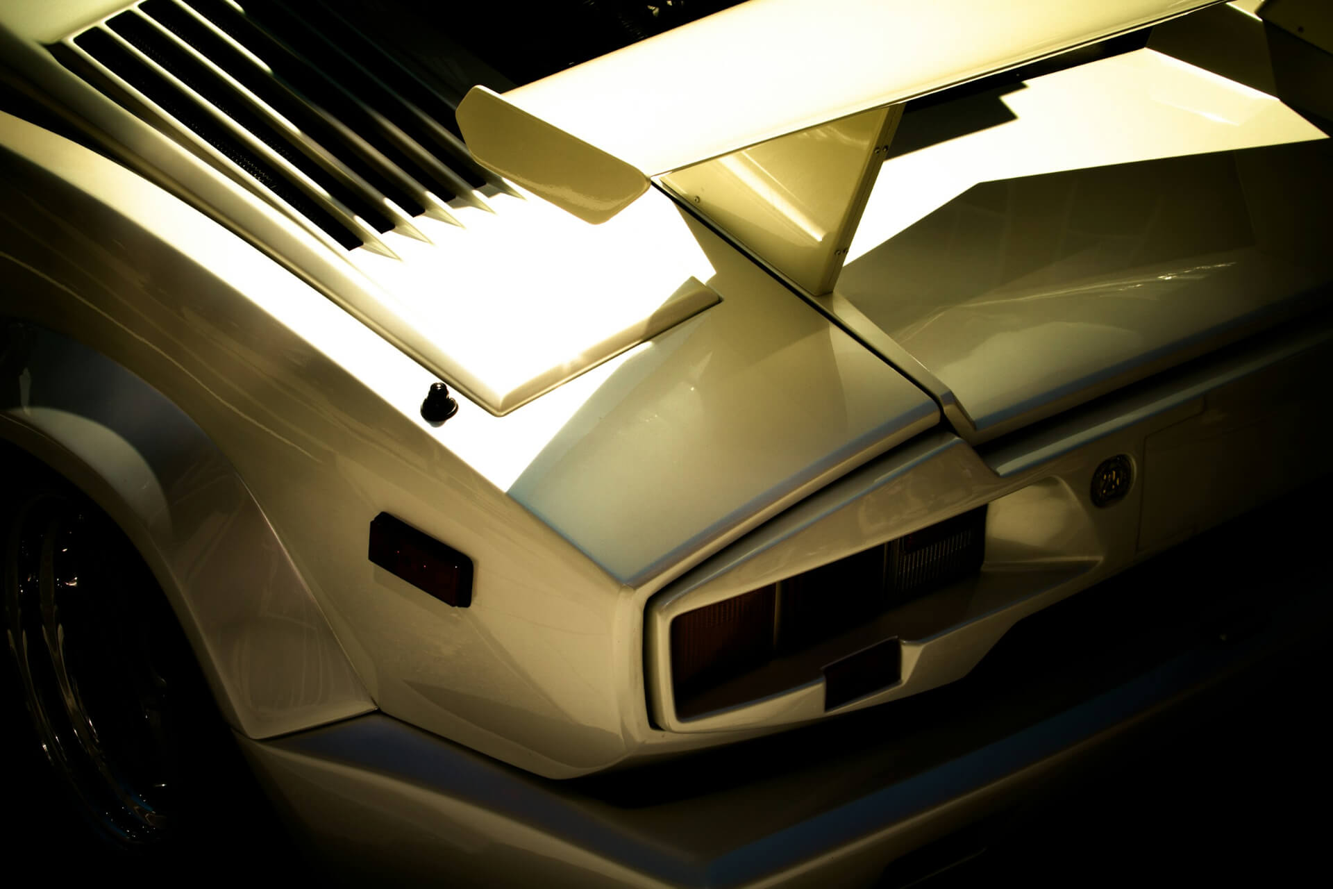 Get the LEGO Lamborghini Countach 5000 Quattrovalvole Before It ...