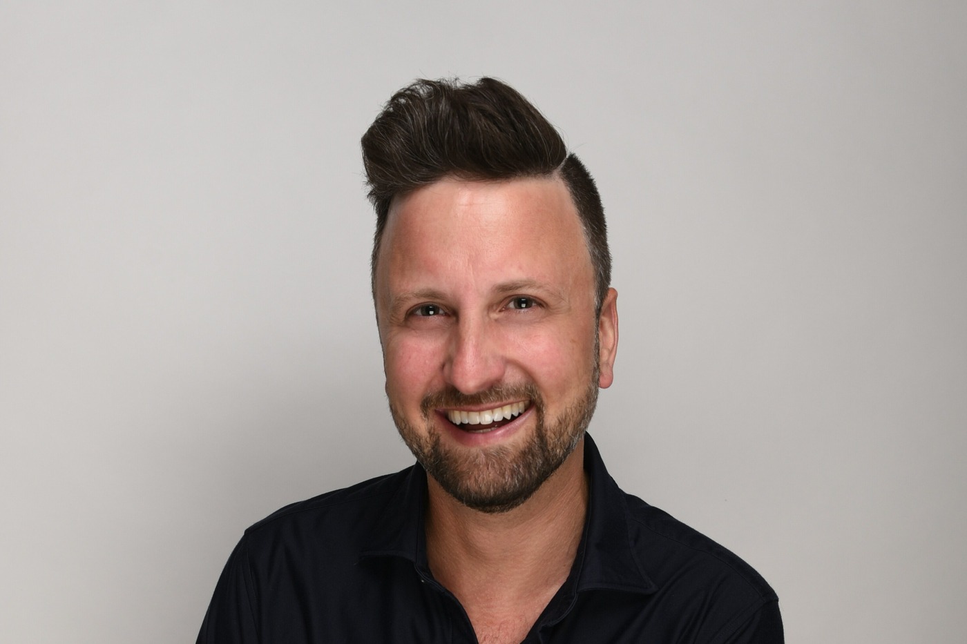 A pencil circle beard, with extra hair grown along the jaw