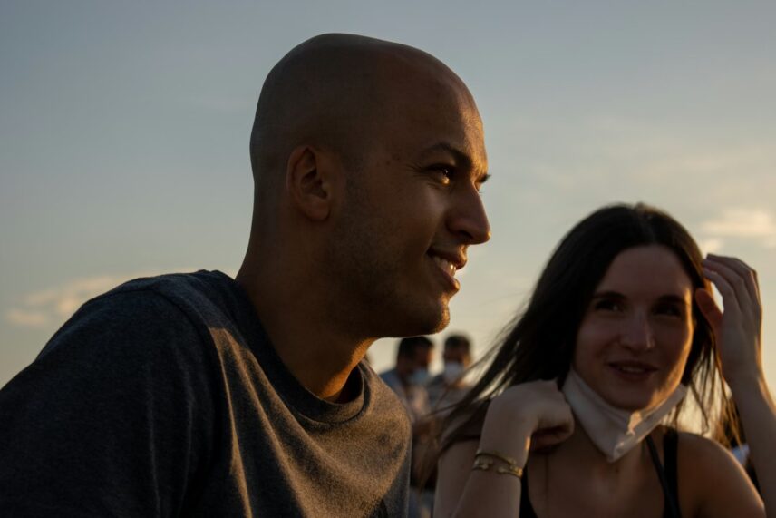 guy and girl on a date