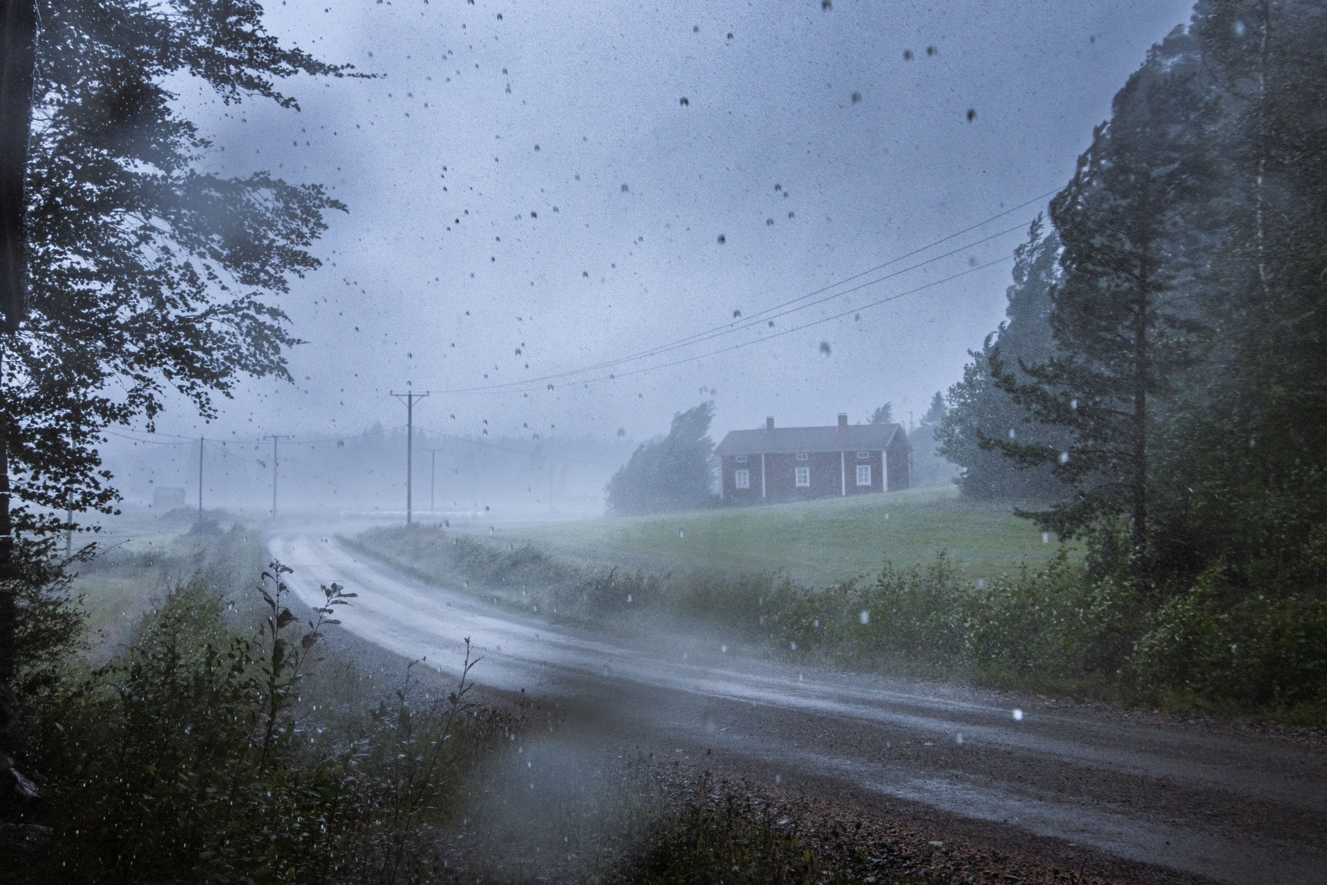 A photo of heavy storm winds