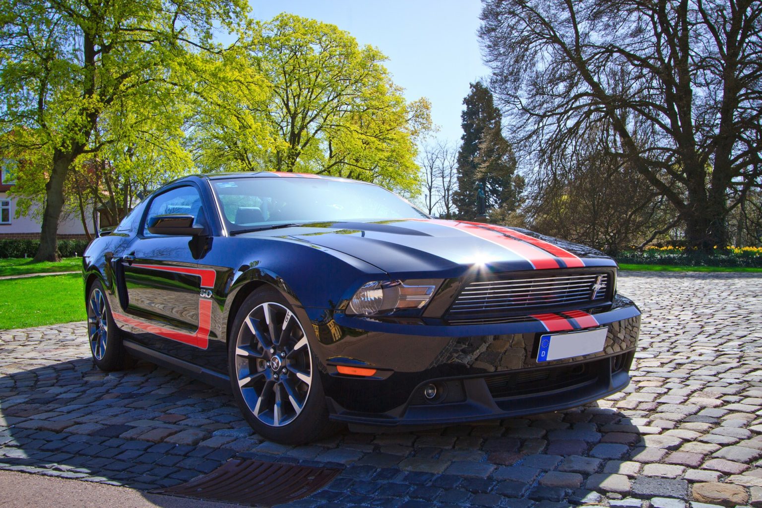 How to Paint Racing Stripes On Your Car Modded