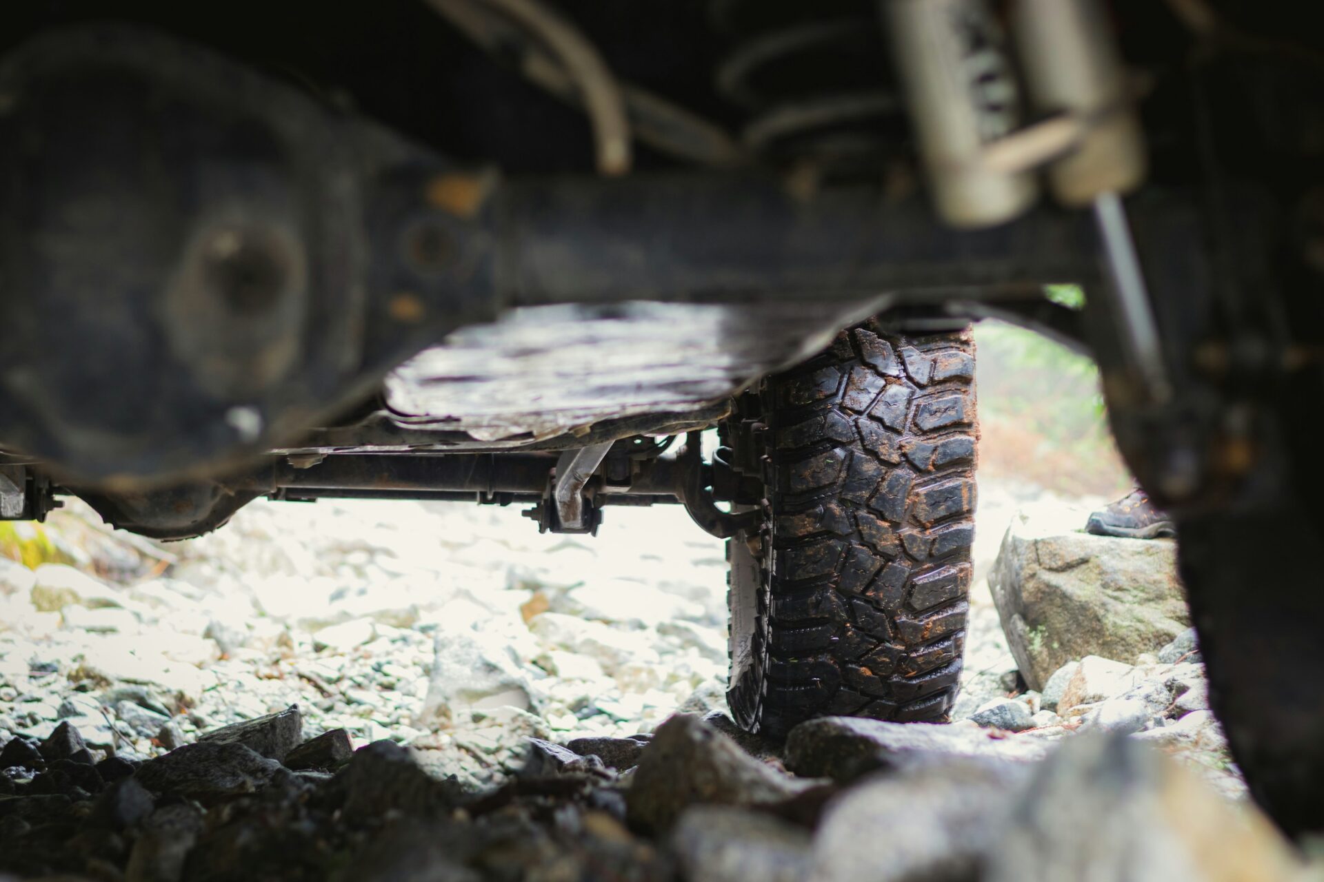 underside of a jeep 4x4